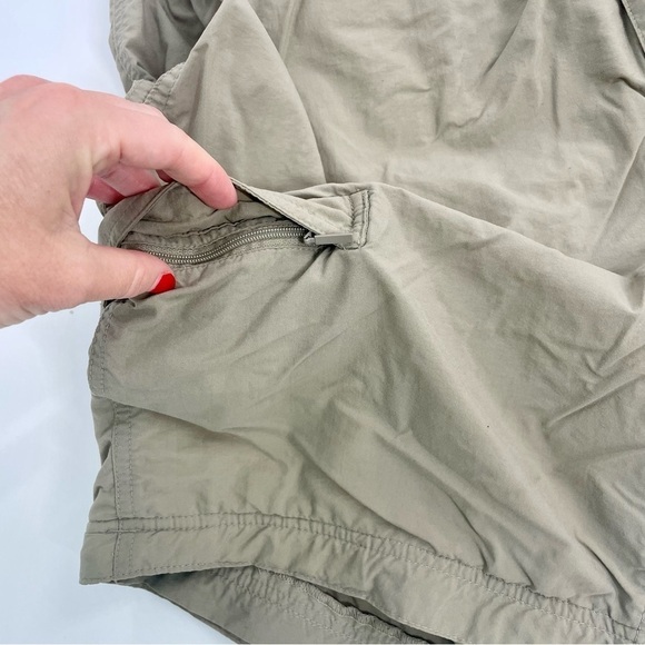 The North Face Men’s khaki shorts XL baggy Outdoor hiking shorts - Picture 3 of 7